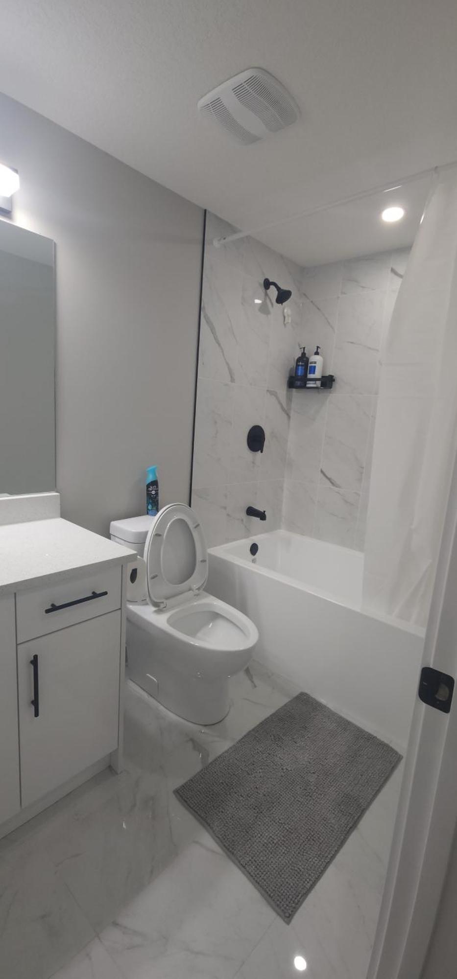 Fabulous And Cozy Guest Suite YYC Exterior photo